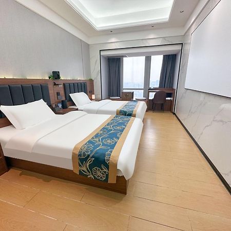 Xingyin Cloudy Hotel Guangzhou Changgang Subway Station - Free Shuttle Bus To Canton Fair Complex During Canton Fair Period المظهر الخارجي الصورة