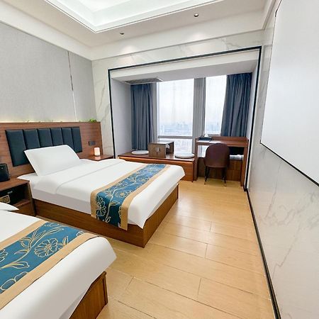 Xingyin Cloudy Hotel Guangzhou Changgang Subway Station - Free Shuttle Bus To Canton Fair Complex During Canton Fair Period المظهر الخارجي الصورة